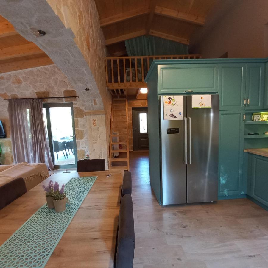 Villa Liberta Keri ภายนอก รูปภาพ