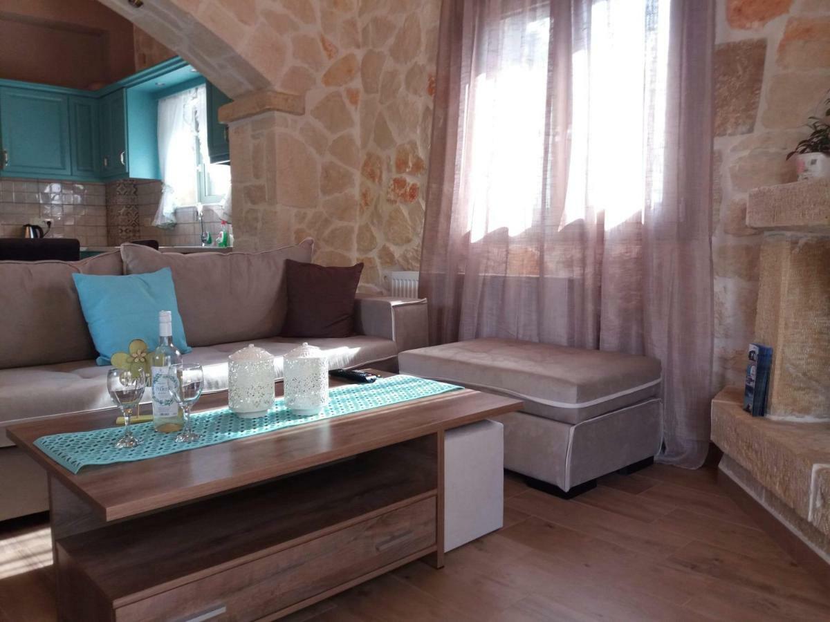 Villa Liberta Keri ภายนอก รูปภาพ