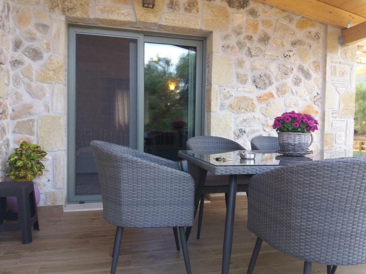 Villa Liberta Keri ภายนอก รูปภาพ