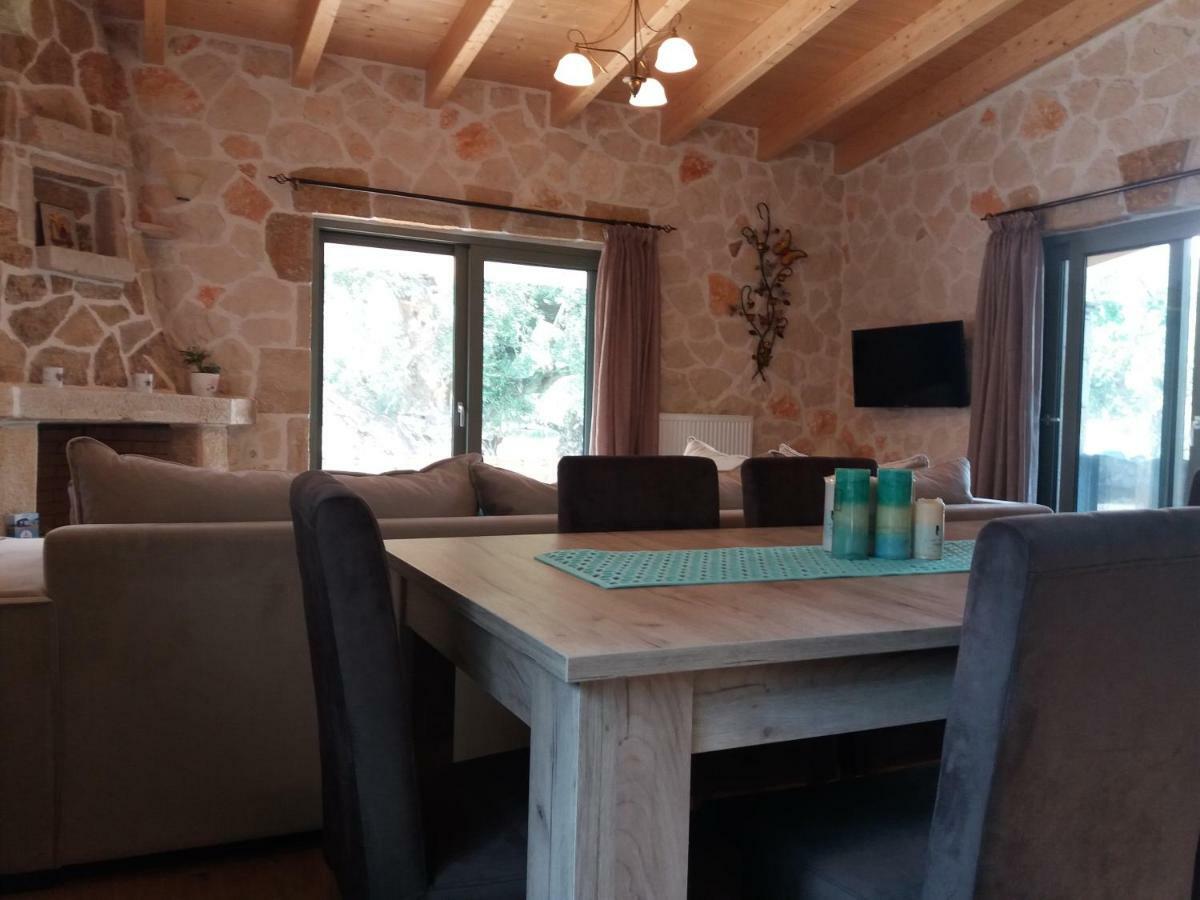 Villa Liberta Keri ภายนอก รูปภาพ