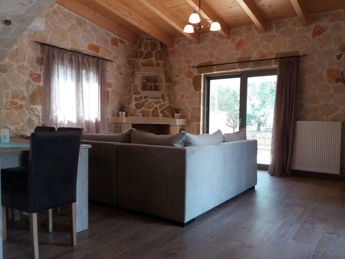 Villa Liberta Keri ภายนอก รูปภาพ