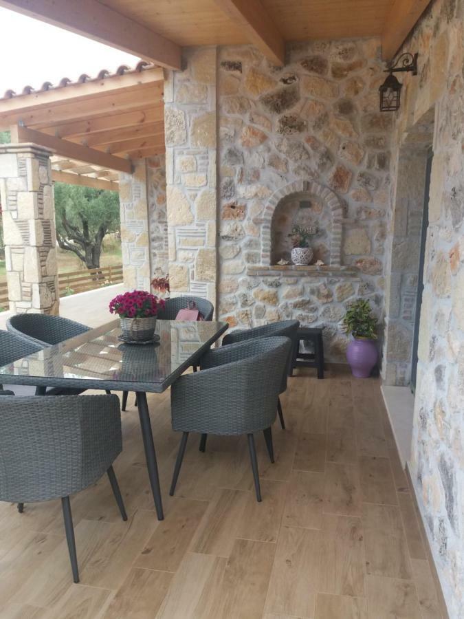 Villa Liberta Keri ภายนอก รูปภาพ