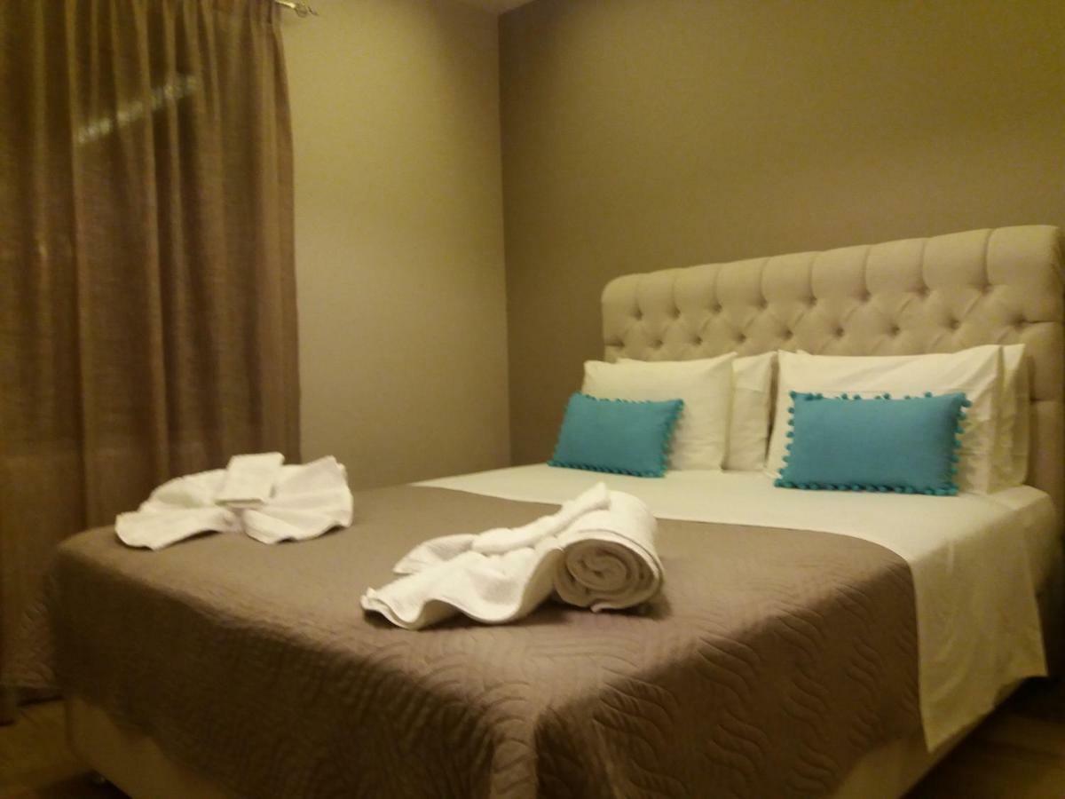 Villa Liberta Keri ภายนอก รูปภาพ
